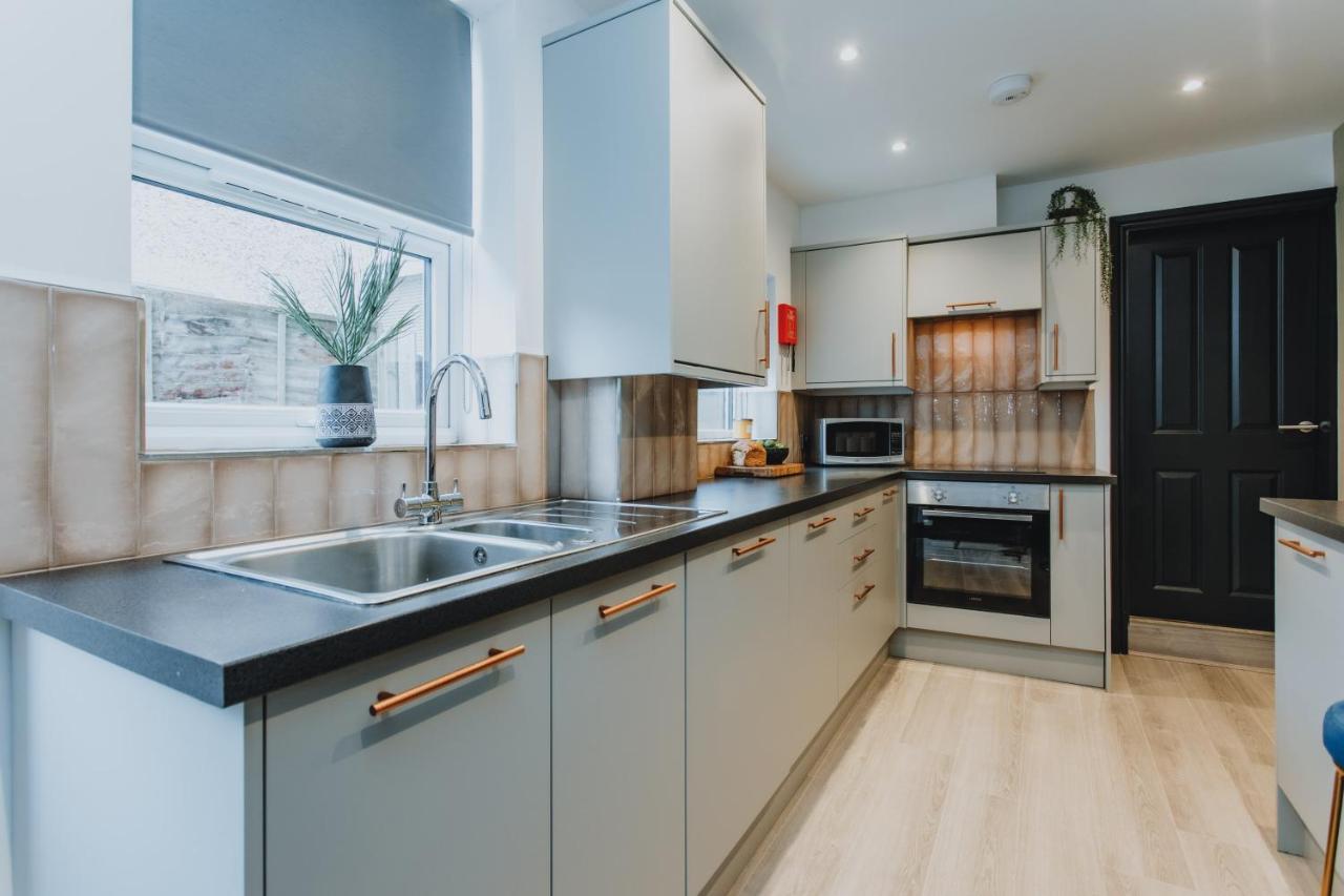 Townhouse House Ideal Contractors In Rugby Esterno foto