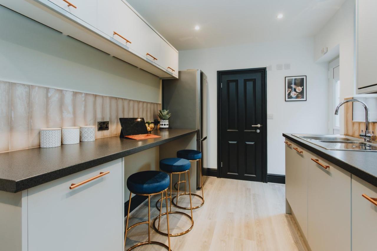Townhouse House Ideal Contractors In Rugby Esterno foto