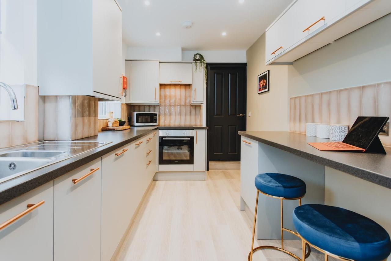 Townhouse House Ideal Contractors In Rugby Esterno foto