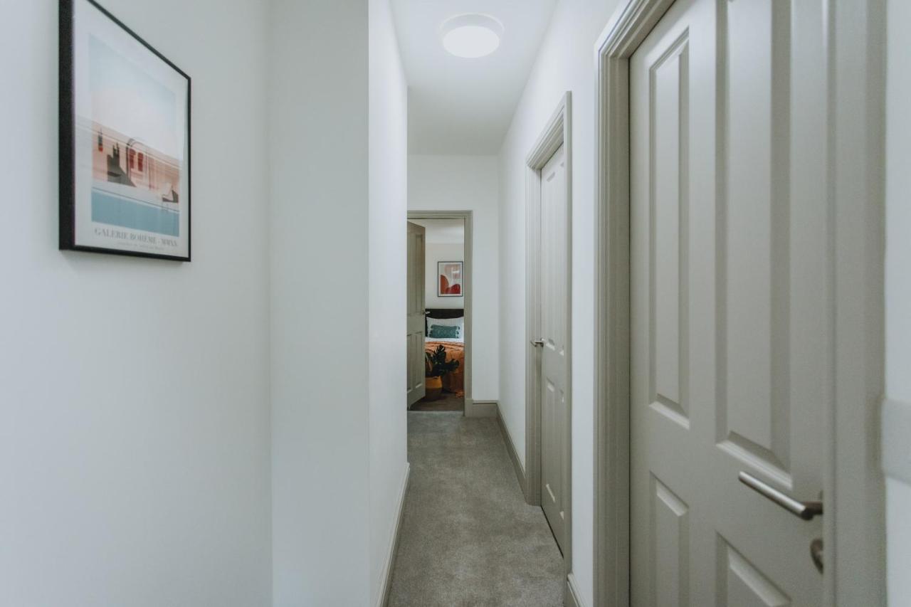 Townhouse House Ideal Contractors In Rugby Esterno foto