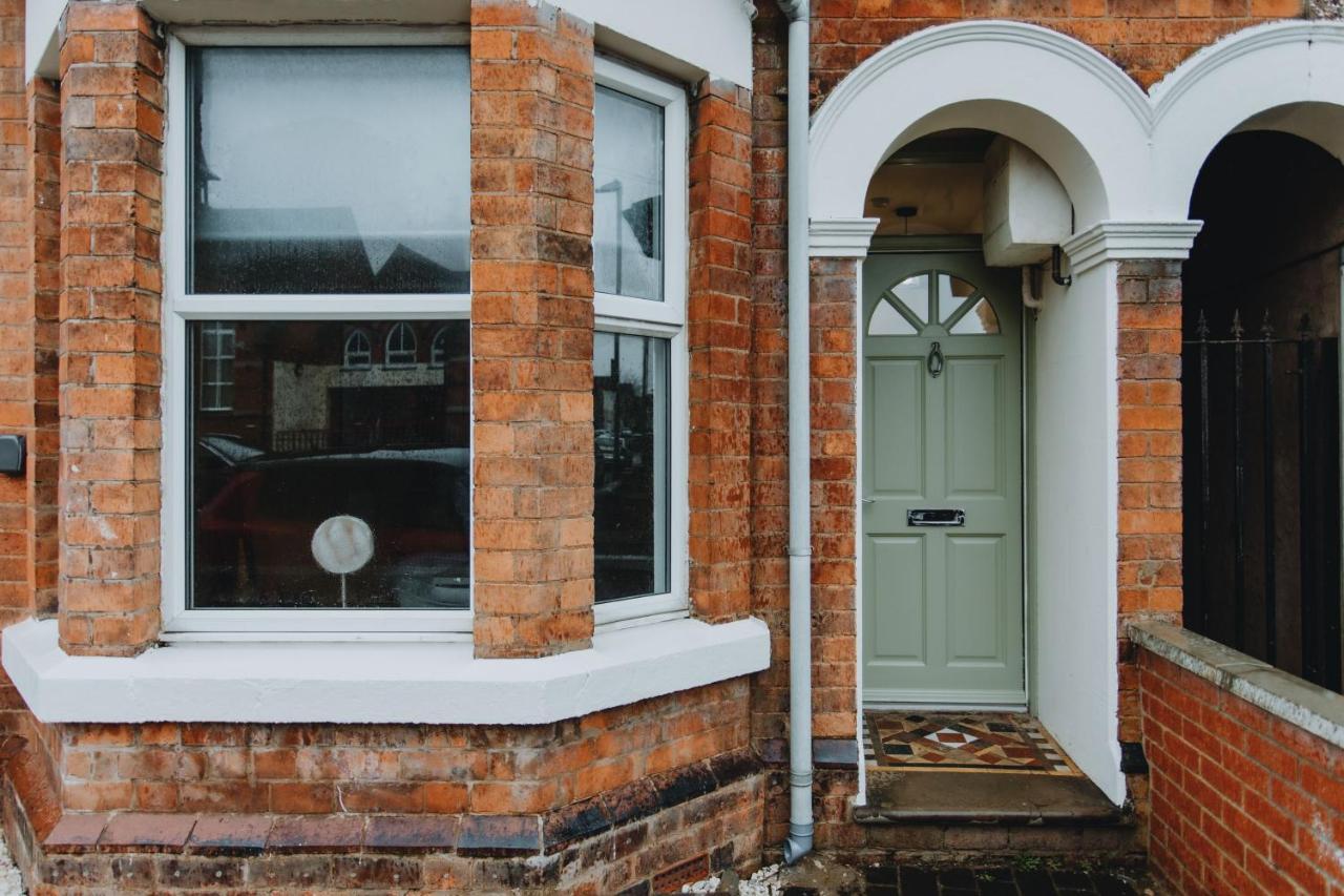 Townhouse House Ideal Contractors In Rugby Esterno foto